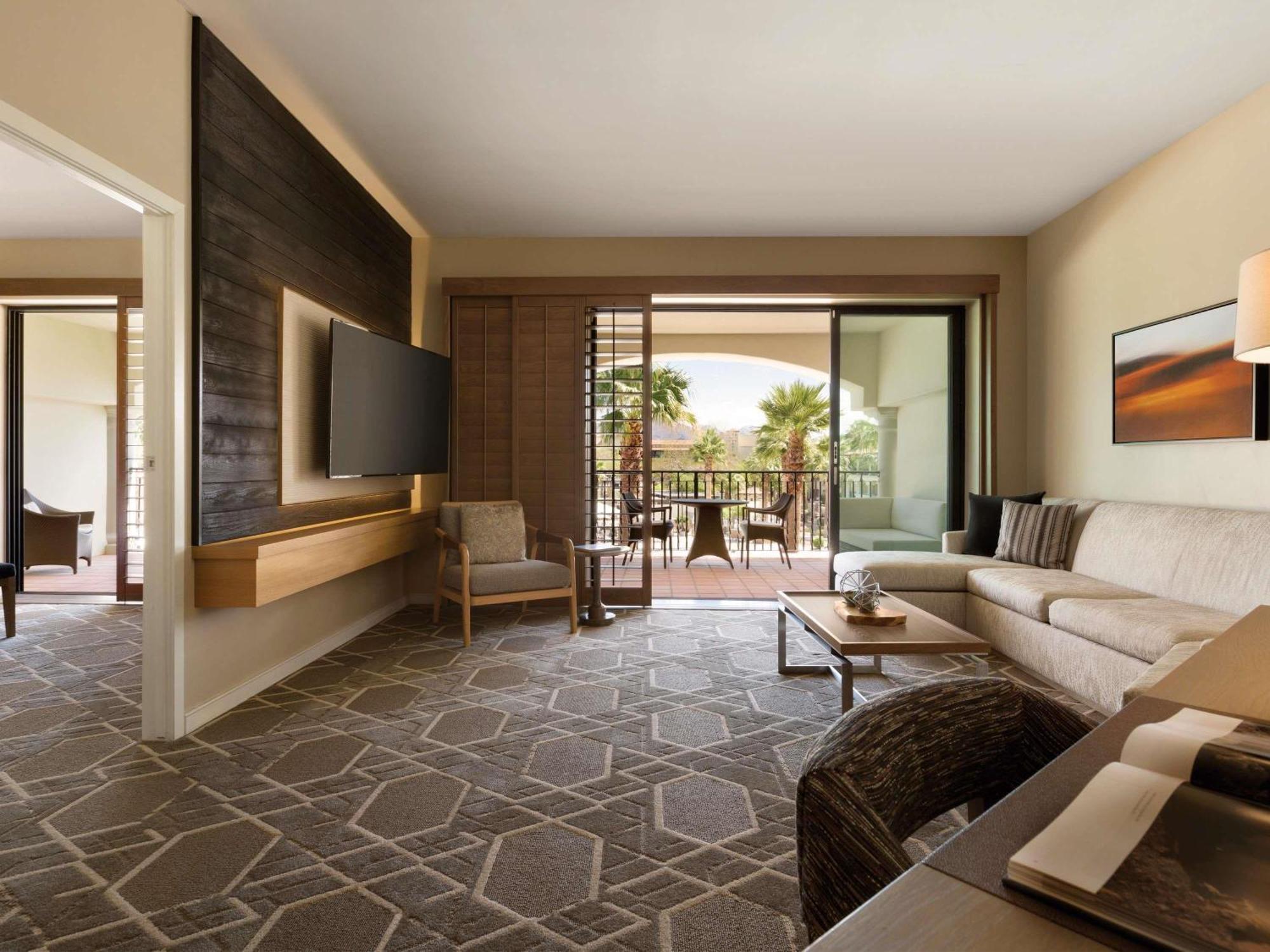 Fairmont Princess Hotel 5*